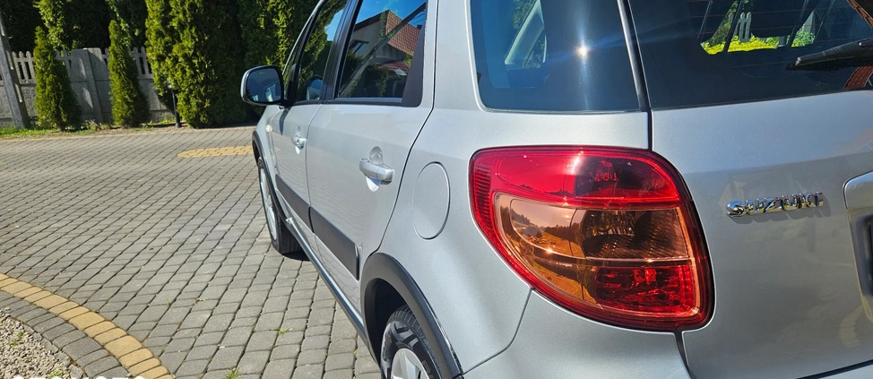 Suzuki SX4 cena 26900 przebieg: 171500, rok produkcji 2011 z Kielce małe 301